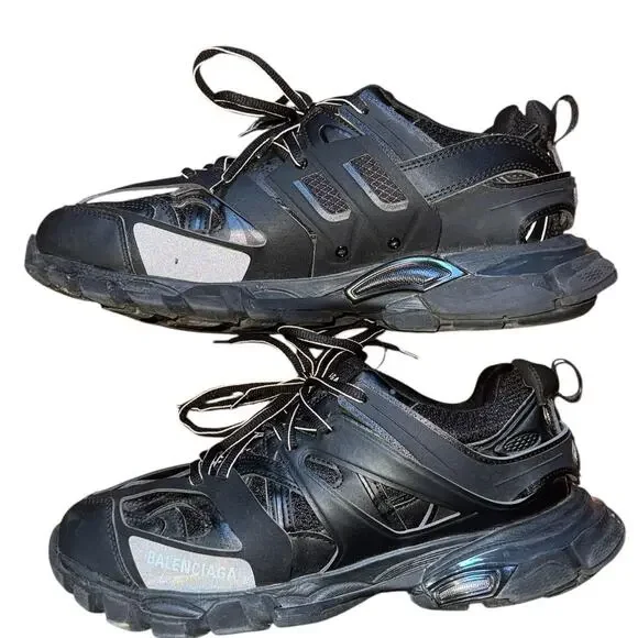 balenciaga tracks triple black no led